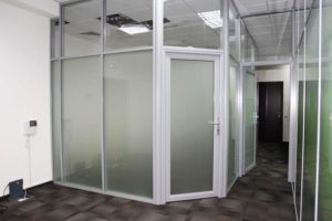 Матовая стеклянная противопожарная перегородка / серия FRM5577